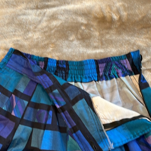 Shirt and short set by Champagne Silk - Picture 10 of 11